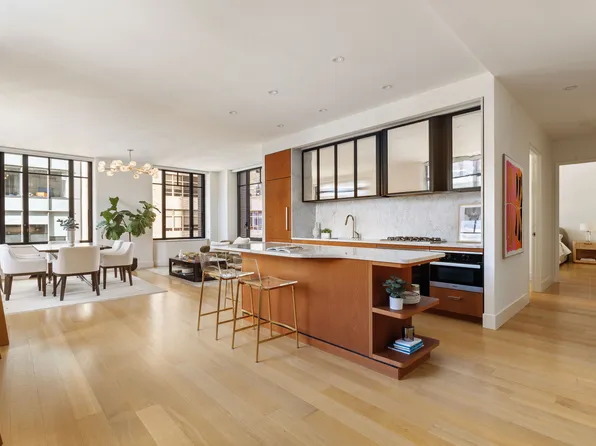 110 Charlton Street image 1 of 21