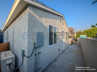 418 Diamond St #2, Santa Ana, CA 92703