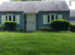 4 Holmes Ter, Freehold, NJ 07728