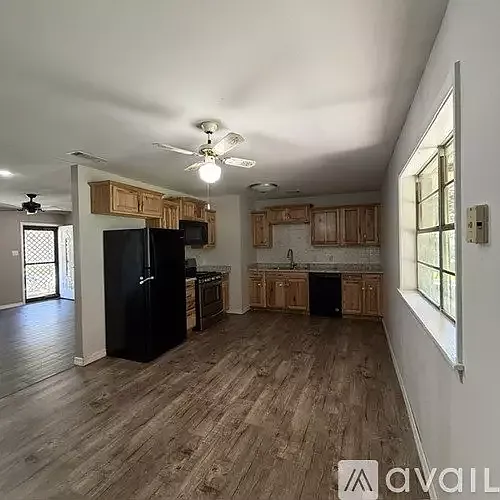 40 Anderson St — Photo 5