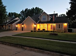 1044 66th Pl, West Des Moines, IA 50266