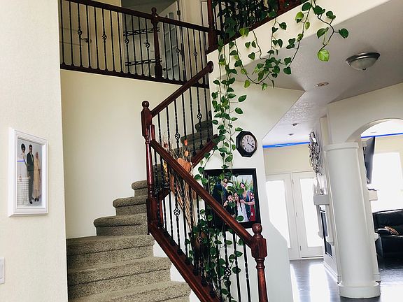 Entry, Stairs