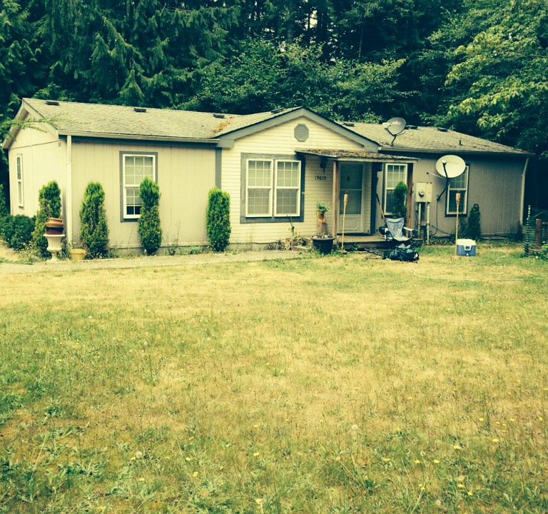 1st image of 19615 215th St E