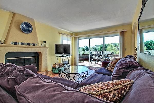 1st image of 344 Treasure Island Dr