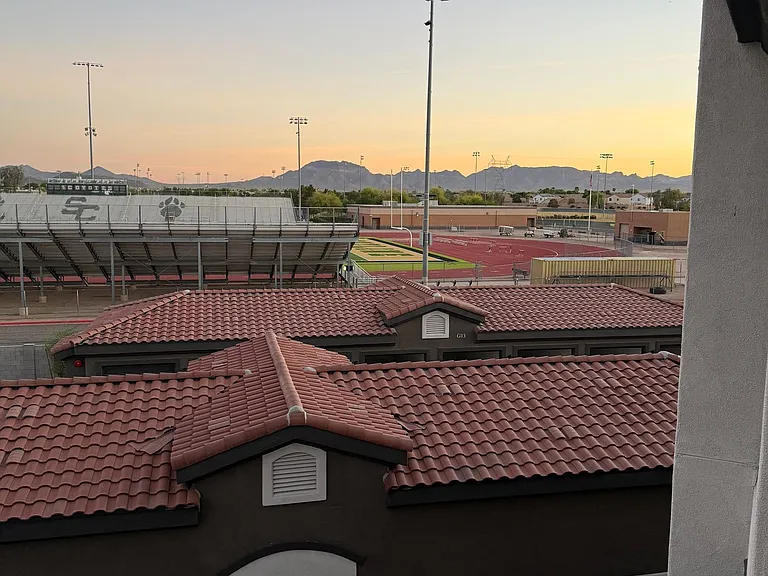 The Crest at Skyline — Photo 16