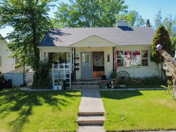 1118 12b St S, Lethbridge, AB T1K 1S2