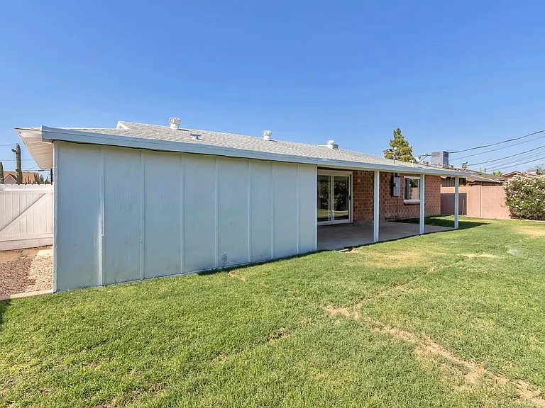 8513 E Rancho Vista Dr — Photo 23