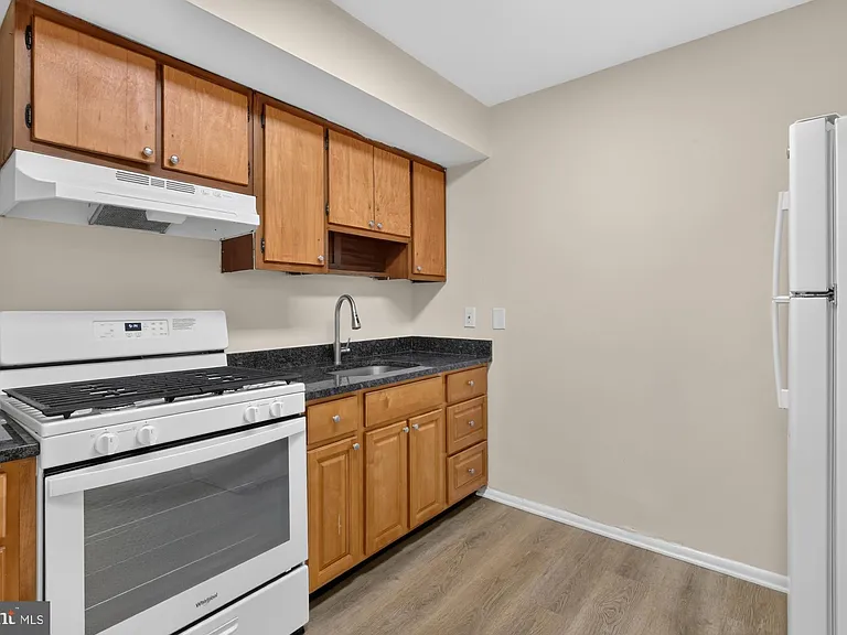 5990 Henry Ave #2 — Photo 13
