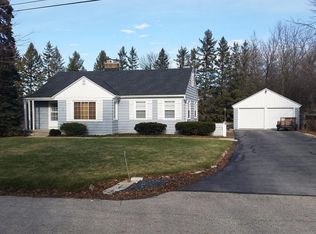 N89W13794 Bonnie Ln, Menomonee Falls, WI 53051