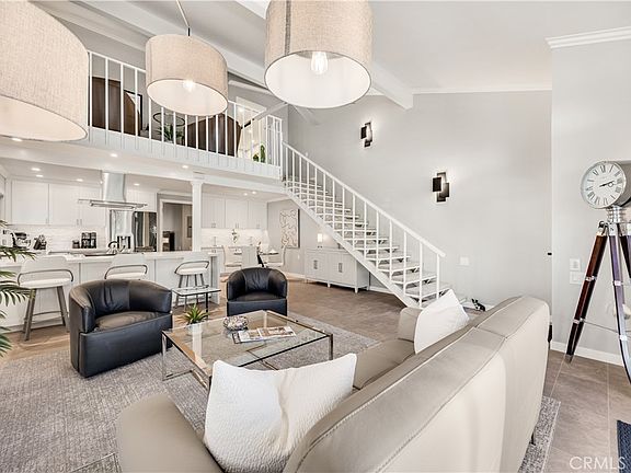 5th image of 585 Avenida Majorca Unit C