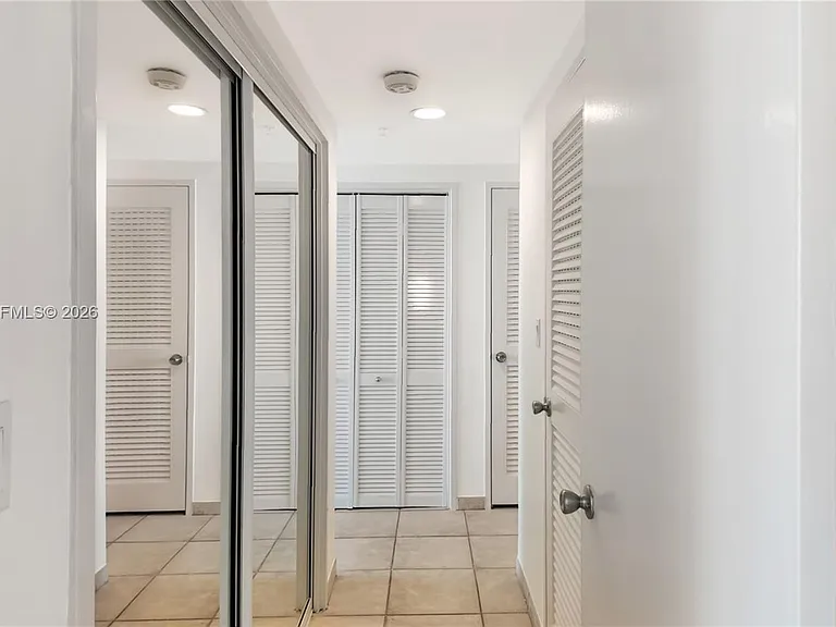 5601 Collins Ave #711 — Photo 10