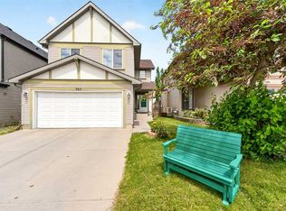 960 W Copperfield Blvd SE, Calgary, AB T2Z4W7