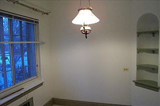 4th image of 2200 W 90th St