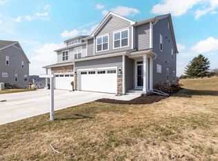 N67W25382 Breckenridge COURT, Sussex, WI