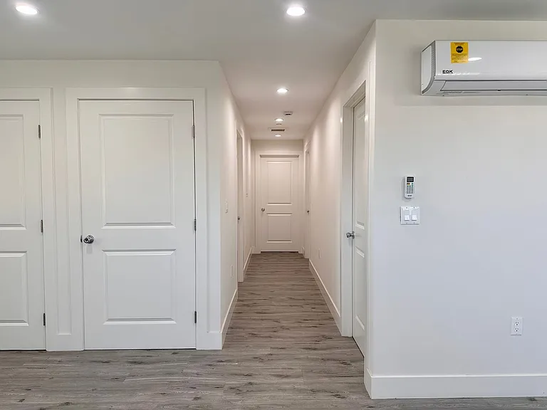 11512 Oxford Ave — Photo 18