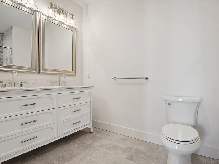Chestnut Road Apartments — Photo 41