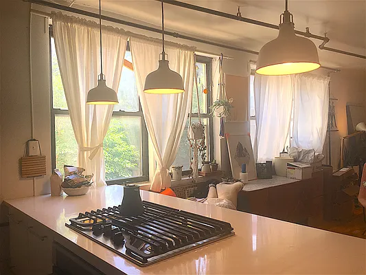 Rented by R New York | media 57