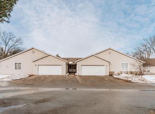 565 Slinger Rd UNIT C-3, Slinger, WI 53086