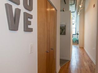 1224 W Van Buren St APT 820, Chicago, IL 60607