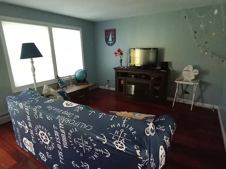 348 Noank Ledyard Rd — Photo 9
