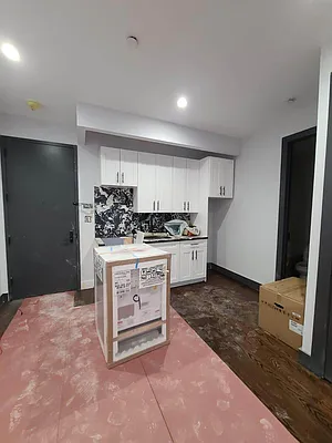 Rented by Delmark Realty LLC | media 46