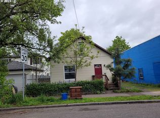 8121 SE Woodstock Blvd, Portland, OR 97206