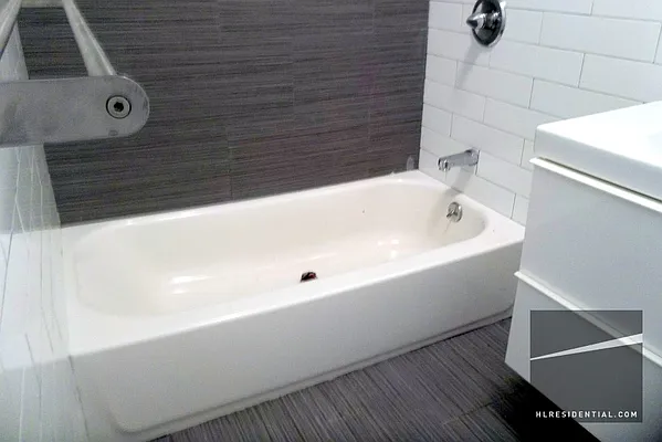 Rented by Highline Residential | media 19