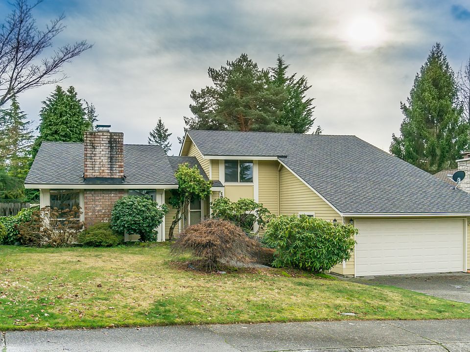 4 Beds 2.5 Baths in Fairwood Neighborhood