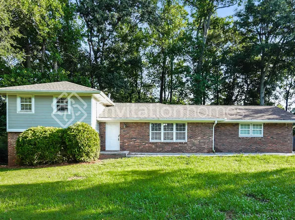 1634 E Lake Dr, Marietta, GA 30062