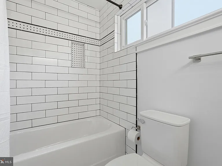 1227 Clagett Dr — Photo 22