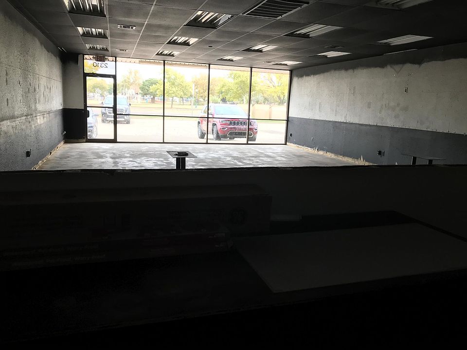 1st image of 2310 W 3rd St #2310