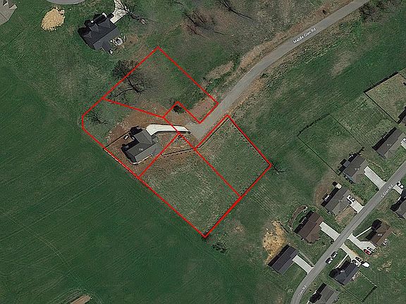 2nd image of 230 Middle Glen Rd