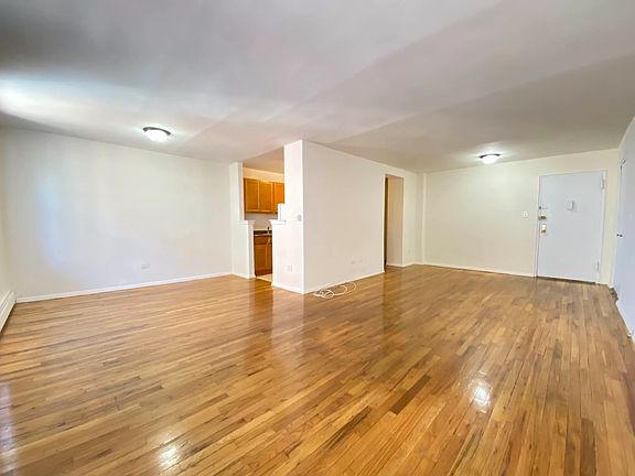 3rd image of 1110 Stadium Ave APT 3B