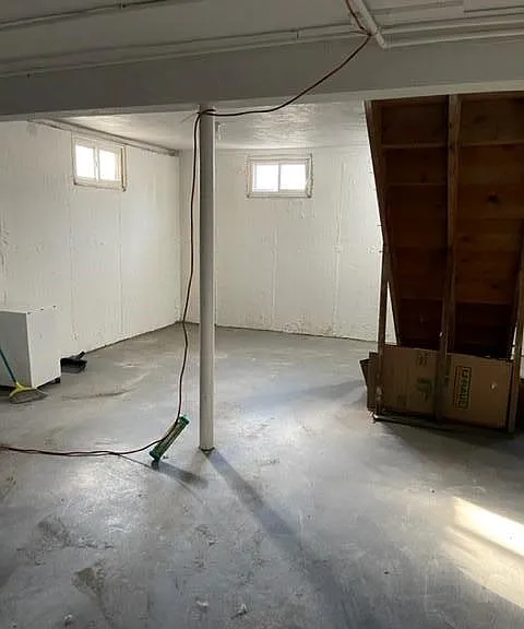 full basement warm and dry