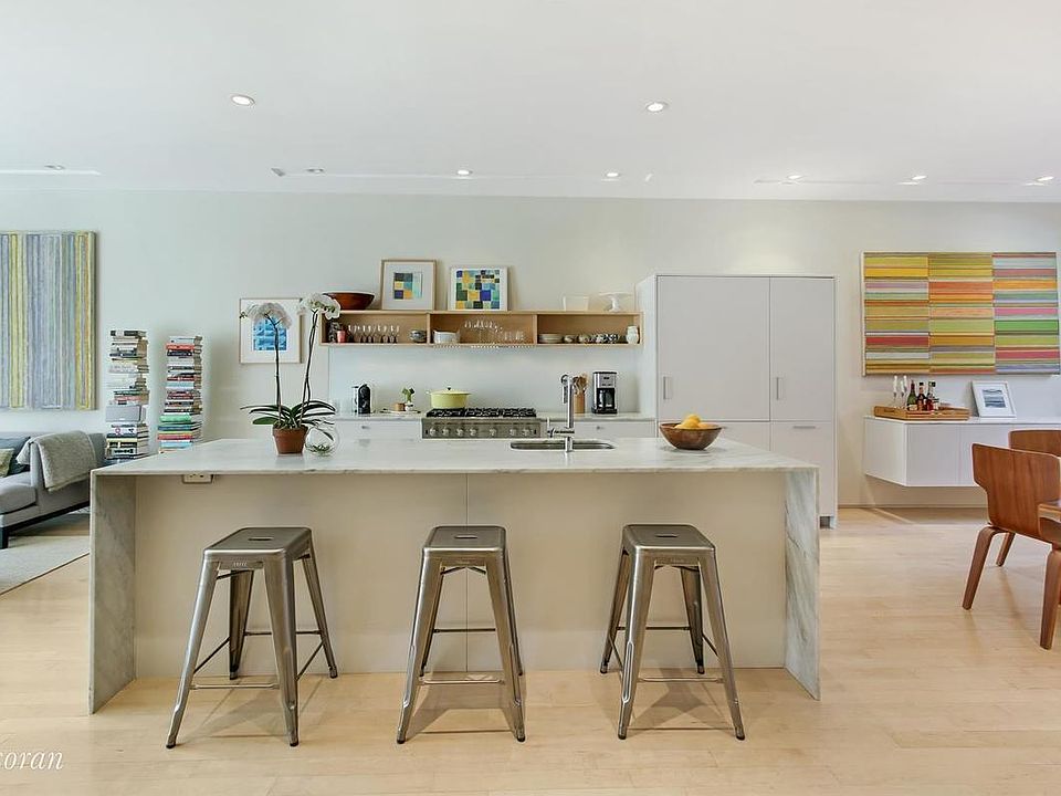 1st image of 14 Wyckoff St #3
