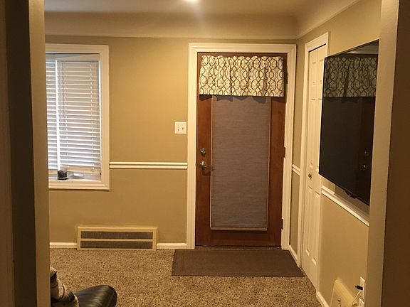 2nd image of 25725 Winton St