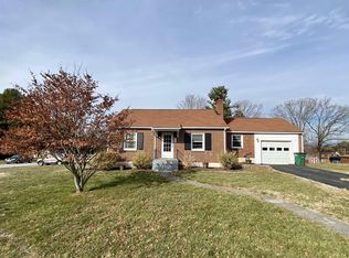 785 2nd St, Christiansburg, VA 24073