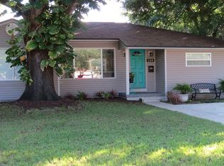 150 NE Monroe Cir N, Saint Petersburg, FL 33702