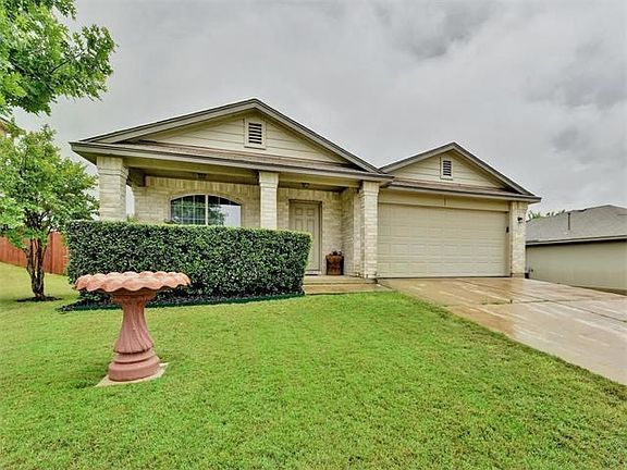 3rd image of 375 Paddington Dr