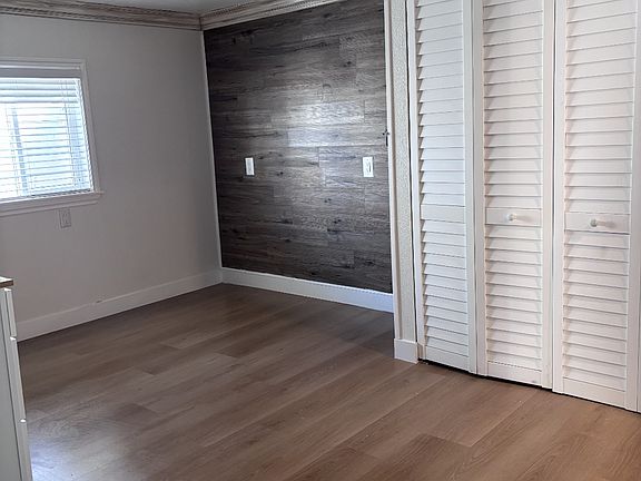 2nd image of 263 W 27th St