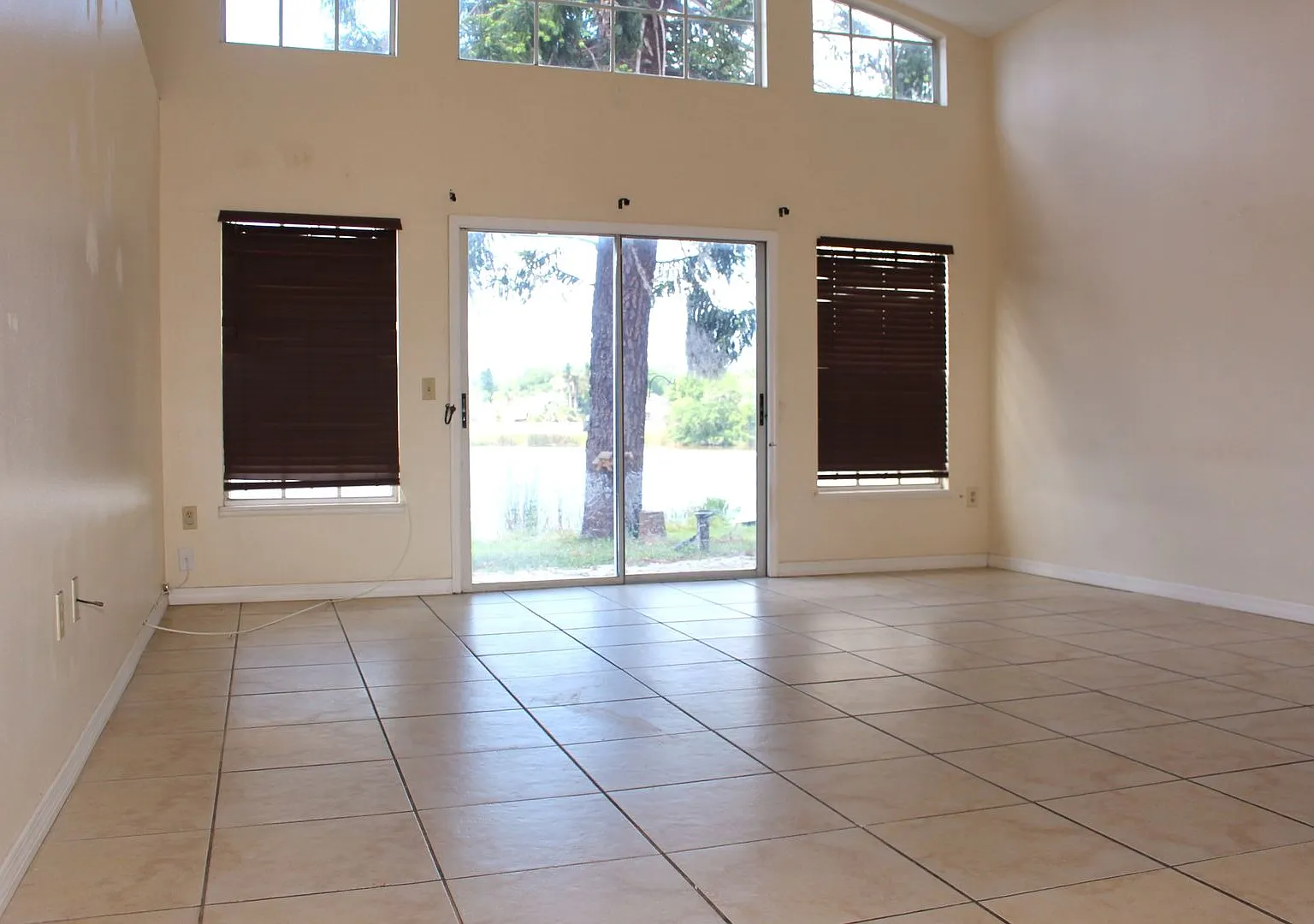 Lovely Home available Lake Mary Florida — Photo 3