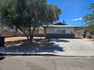 4647 Marnell Dr, Las Vegas, NV 89121
