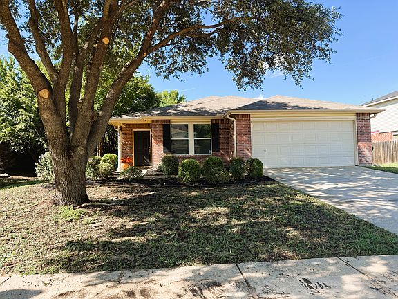 Lovely shaded front yard. Lawn is nicely kept and trees recently trimmed.