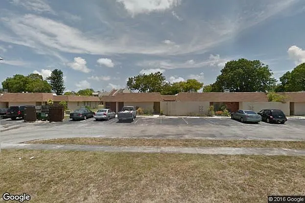 7310 SW 8th Ct
