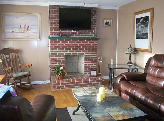 5th image of 290 N 26th St