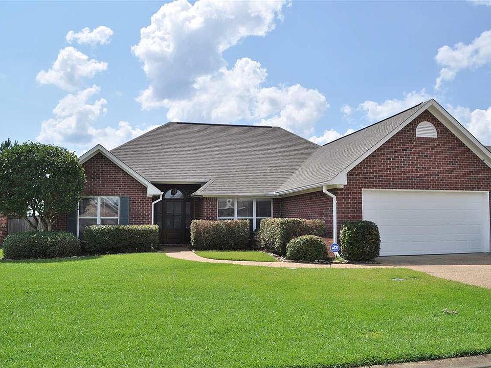 1st image of 615 Wildberry Dr