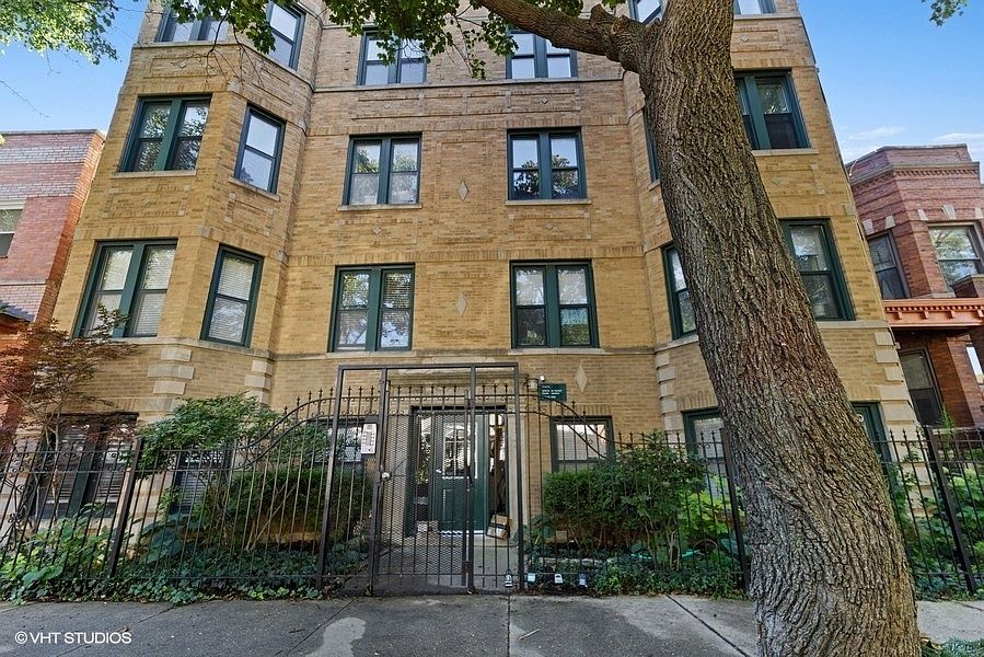 1st image of 2636 N Fairfield Ave APT 3N