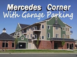 2202 Mercedes Dr #104, Lynden, WA 98264