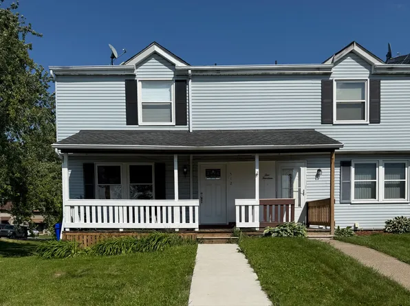 512 Hemlock Ct, Coraopolis, PA 15108