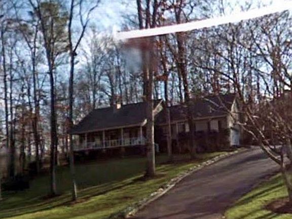 2nd image of 335 Hidden Oaks Trl NE